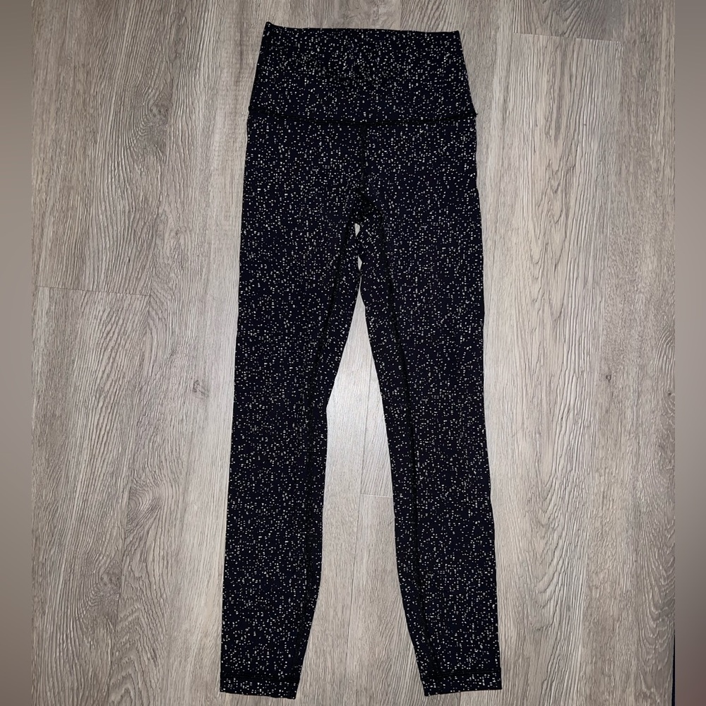 Lululemon Wunder Under Black Leggings with White Speckles, Size 2